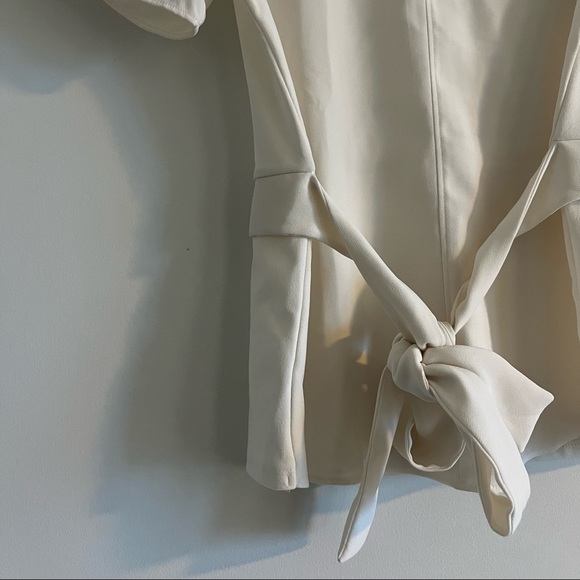 ANN TAYLOR SHORT SLEEVE BLOUSE - Picture 3 of 5